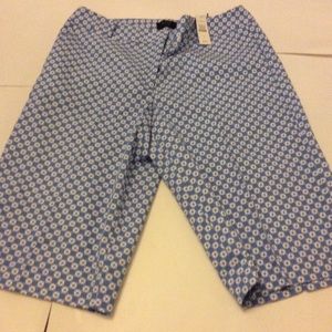 NWT Talbots 12 inch inseam Blue print shorts